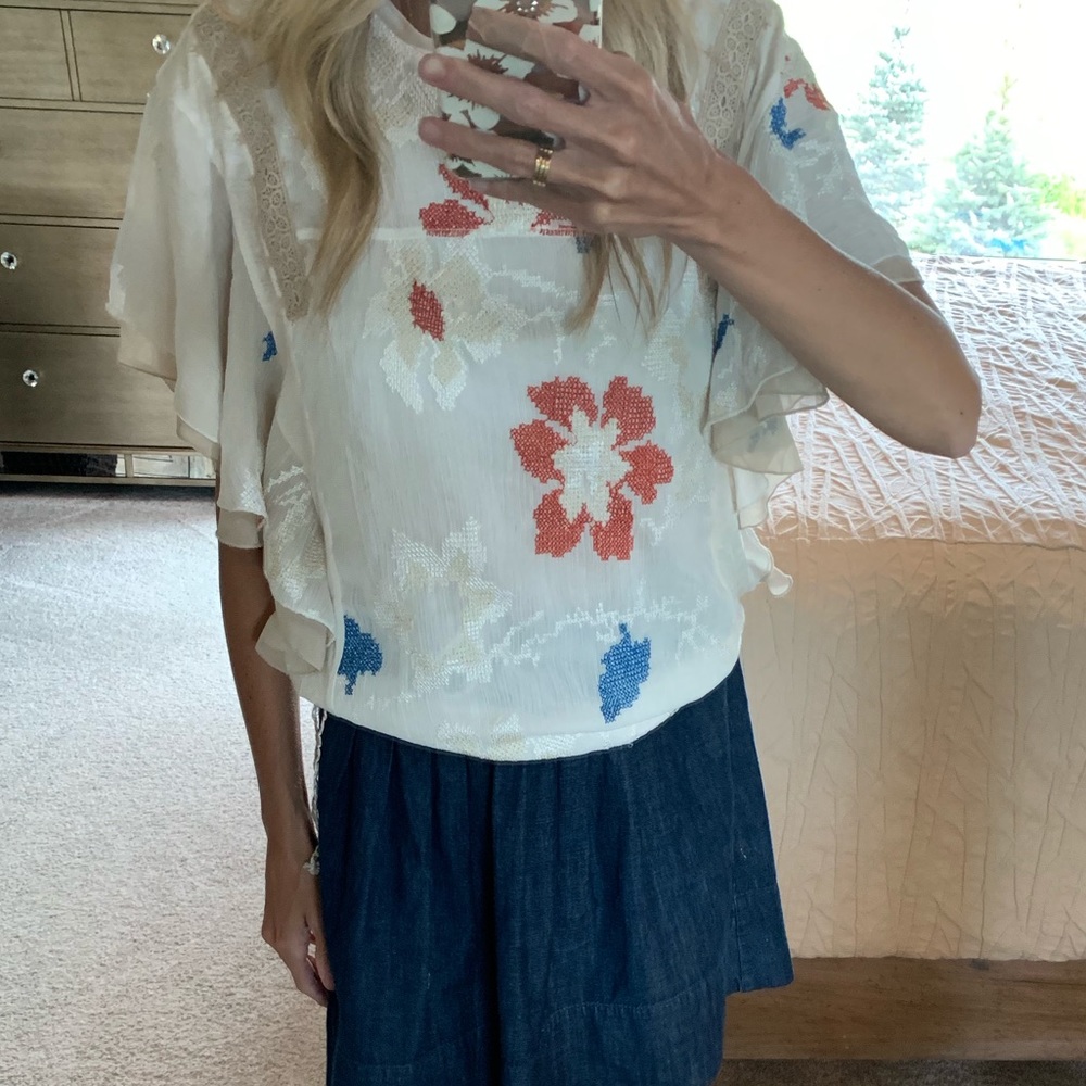 Gorgeous Boho Top With Flutter Sleeve - image 1